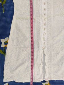 White Cotton Chikankari Kurta For Women