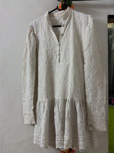 Elegant White Embroidered Kurta