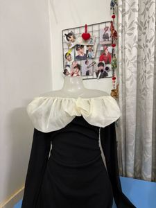 Chic Off-Shoulder Ruffle Dress