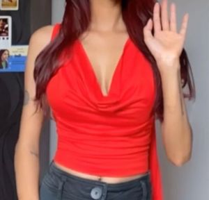 Red Sleeveless Top