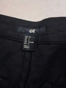 Black H&amp;M shorts