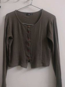 Brown crop top with buttons