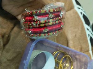 Red &amp; Gold Bangle Set