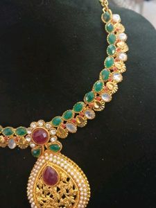 Exquisite Gemstone Necklace Set
