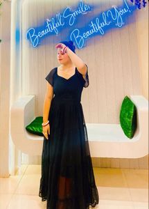 Elegant Black Maxi Dress