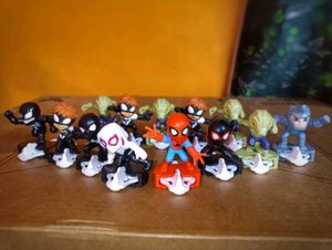 kinder Joy spider action figure