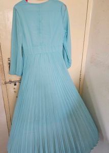 Elegant Pleated Maxi Dress