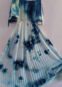 Tie-Dye Pleated Midi Dress