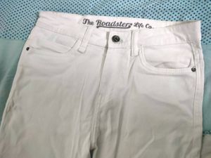 Brand New Roadster Off White Bootcut Jeans