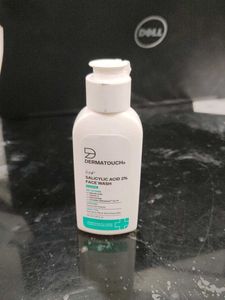 Dermatouch Salicylic Acid 2% Face Wash