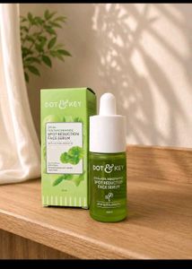 Dot &amp; Key Skincare Set