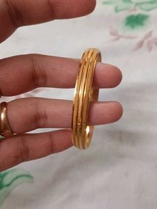 1 कड़ा Gold Bangles 6 month गारंटी colour