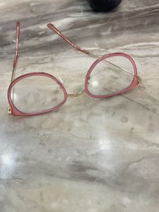 Full Rim Cat-Eyed Frame For Women