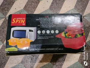 Microvave Container Set With Lid