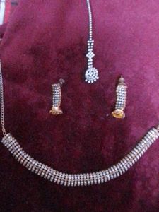 Necklace, Earrings &amp; Maang Tikka Set