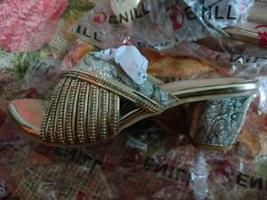 Elegant gold toned block sandles