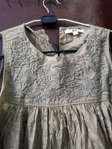 peplum top