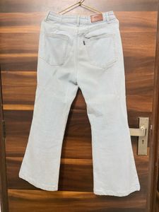 Light Wash Wide Leg Jeans