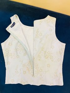 Floral Print Sleeveless Top