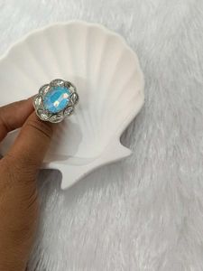 Stunning Oval Blue Gem Ring