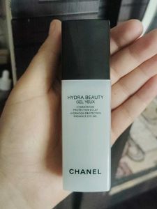 Chanel Hydra Beauty face serum