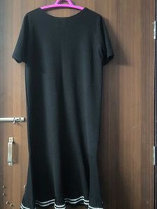 Black Short Sleeve Flared Dress