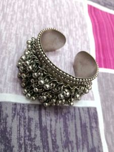 Chunky Silver Toned Bracelet