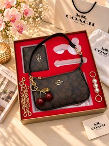 COACH*GIFT SET1) NOLITA 19 SHOULDER BAG2) MATCHING