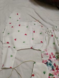 Beautiful Floral Kurta size 20