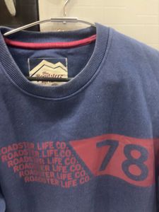 Roadster Men's Navy Blue Sweatshirt