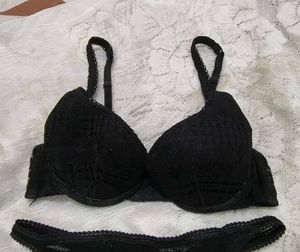 Black Lace Bra and Thong Set