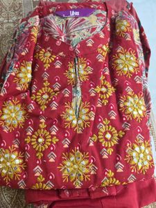 Beautiful Maroon Kurta with Floral Print