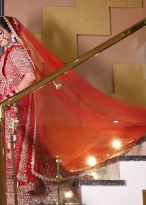 Stunning Red Bridal veil