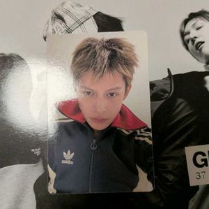 James official photocard