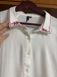 Like 🆕 “LOV” White Floral Embroidered Shirt style