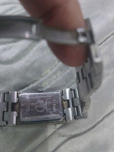 Vintage Titan analog quartz wrist watch