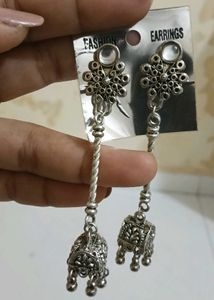 Silver  dolii Jhumka Earrings