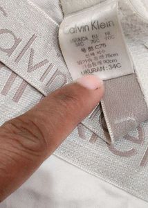 Calvin Klein Lightly padded bra with brief 👍