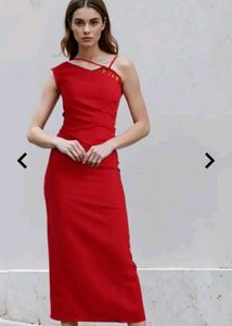 new with tag Elegant Red One-Shoulder Dress