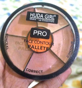 Huda Girl Pro Face Contour, concealer, correcter P