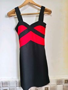 Chic Red &amp; Black Bodycon Mini Dress