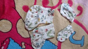 Cute Baby Mittens with Animal Prints