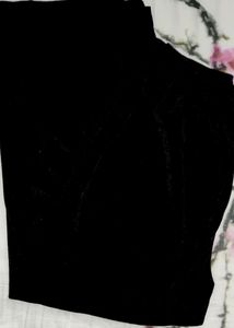 Black Leisure Wear Pyjamas In Velvet Fabric
