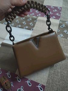 Sling bag