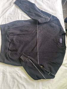 Graphic Print Black Sweatshirt