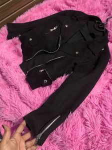 black cropped jacket