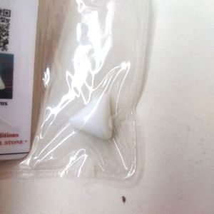 5.70 Cts. Original White Triangular Coral Moonga
