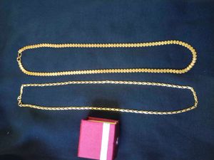 2 Elegant Gold Chain nacklaces