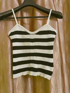 Striped Knit Crop Top | SAVANA