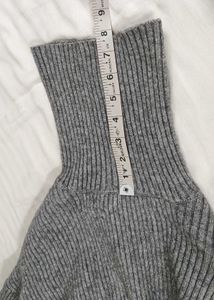 Women Long Ribbed High Neck Dress